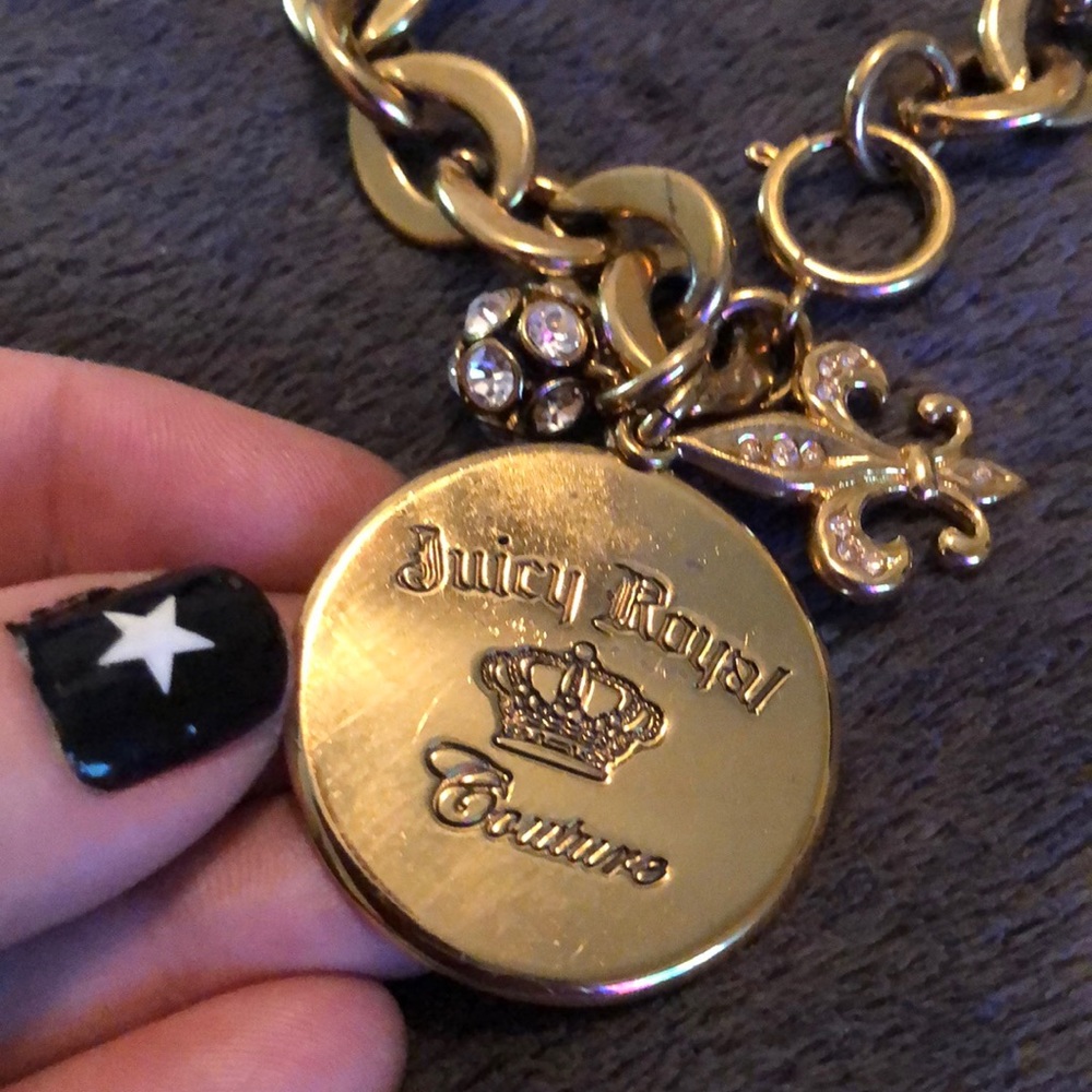 NEW IN BOX JUICY COUTURE BRACELET WITH LARGE TAG - Picture 3 of 3